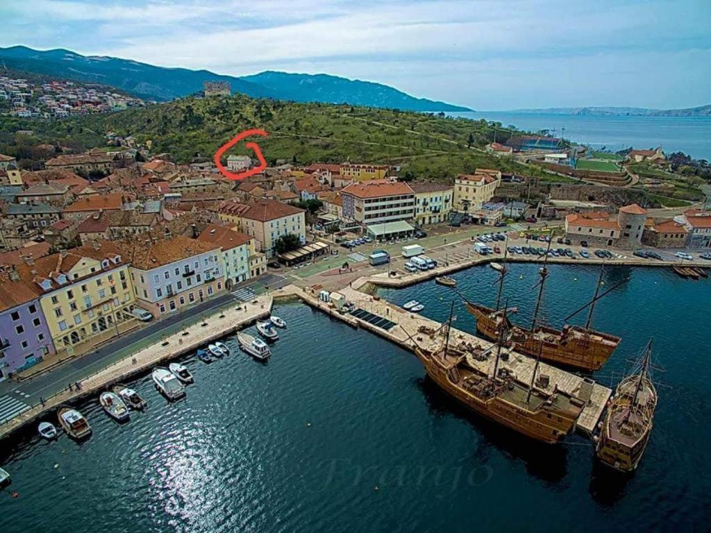 Apartamento Apartman Pod Nehajem Senj  Exterior foto