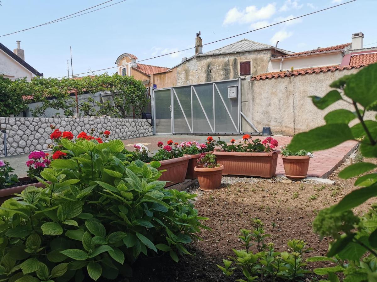 Apartamento Apartman Pod Nehajem Senj  Exterior foto